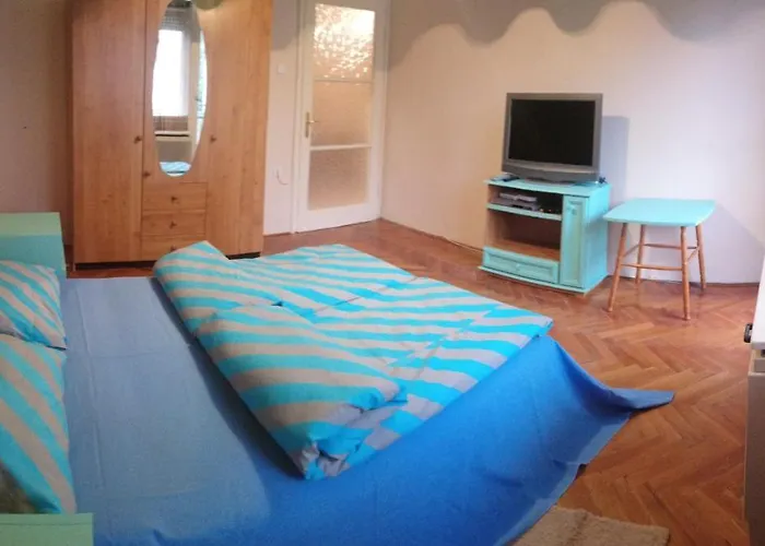 Fuesti Fecske Apartman